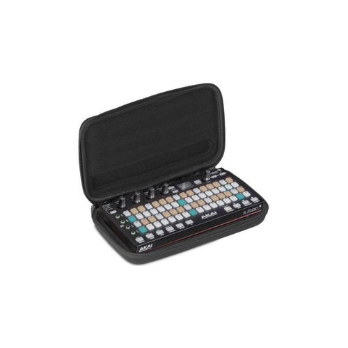 UDG GEAR U8477BL - CREATOR AKAI FIRE HARDCASE NEGRO