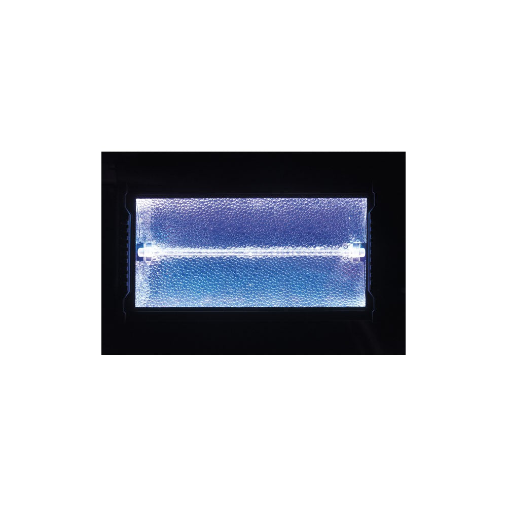 Showtec Titan Strobe BLAZE 1500W + RGB