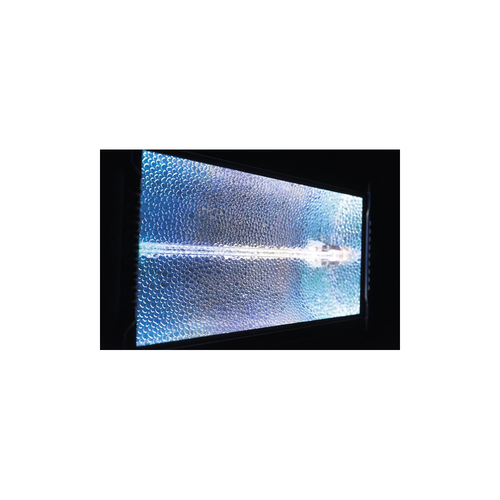 Showtec Titan Strobe BLAZE 1500W + RGB