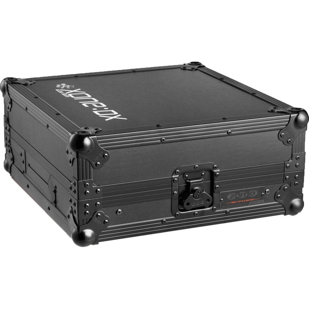 ZOMO XONE DX PLUS NSE Flightcase Allen & Heath Xone DX con Laptop