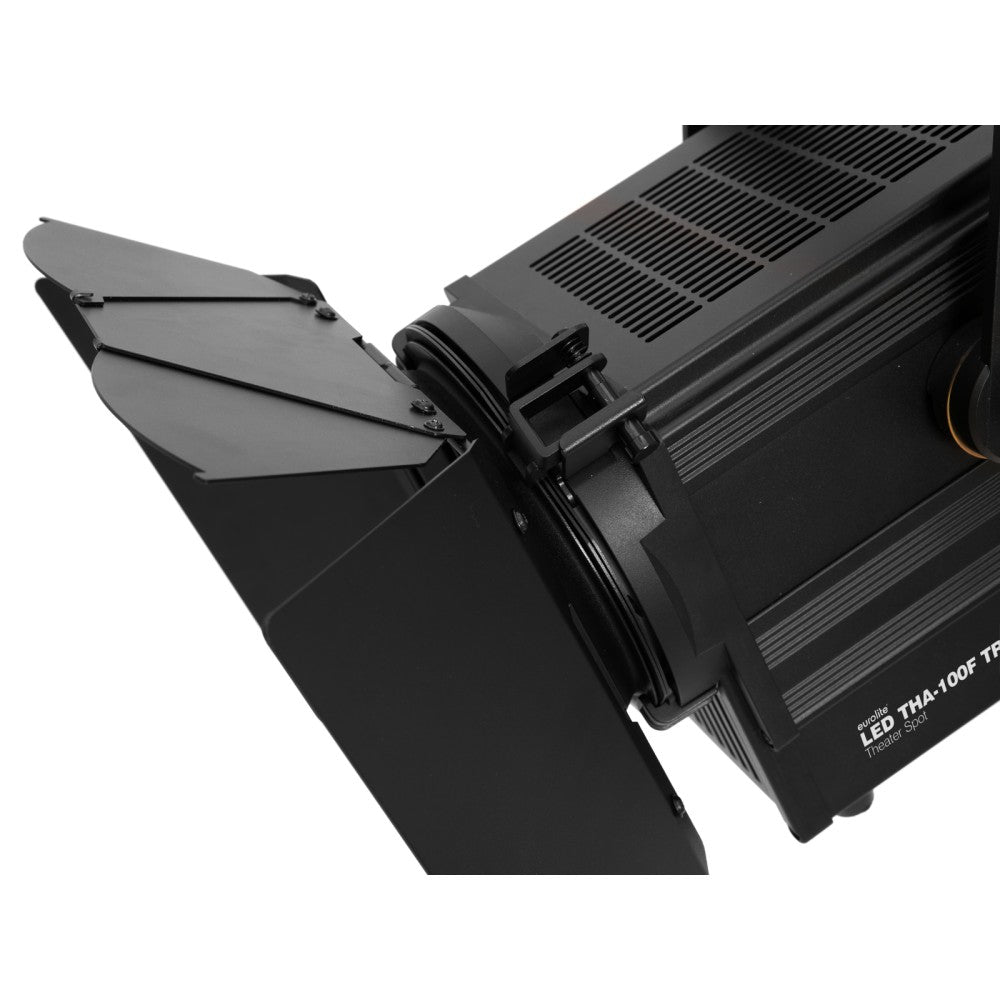 Foco teatral EUROLITE LED THA-100F TRC negro
