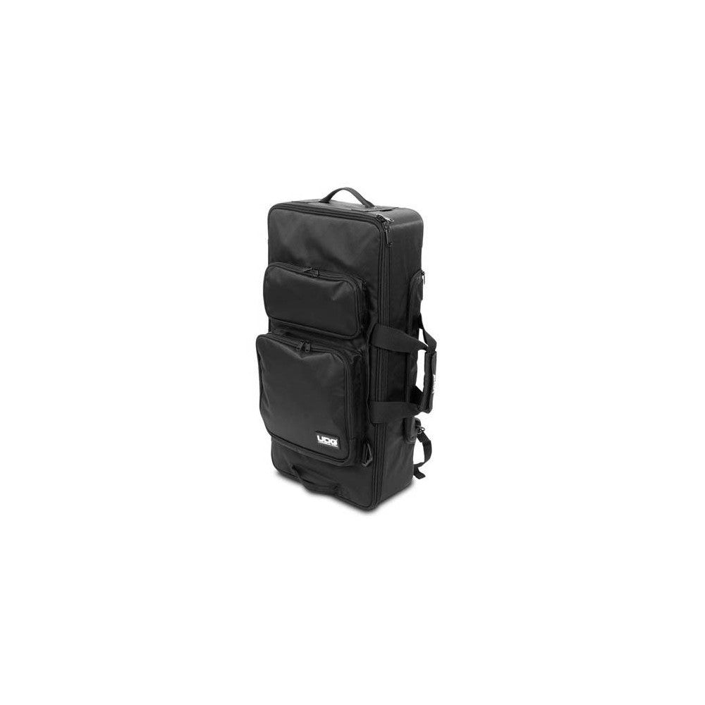 UDG GEAR U9104BL/OR - ULTIMATE MIDI CONTROLLER BACKPACK LARGE BLACK/ORANGE