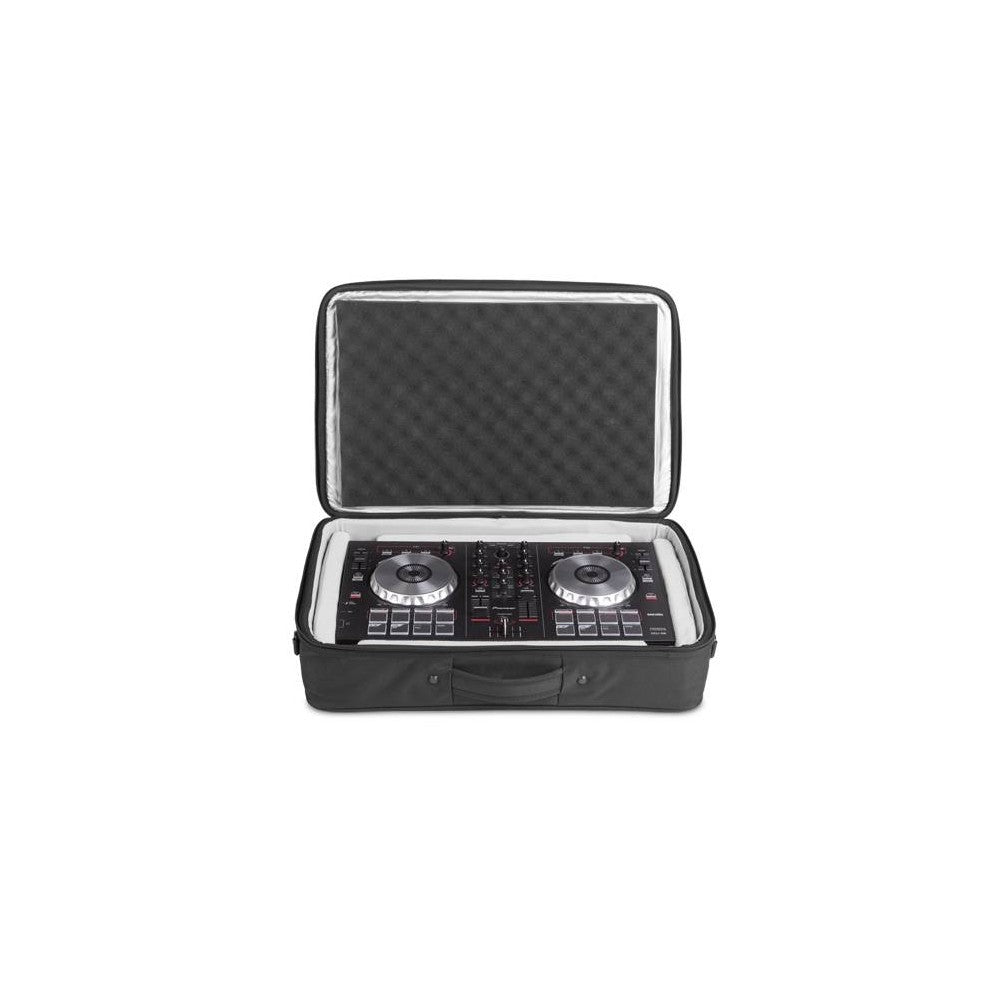 UDG GEAR U7101BL - URBANITE MIDI CONTROLLER SLEEVE MEDIUM BLACK
