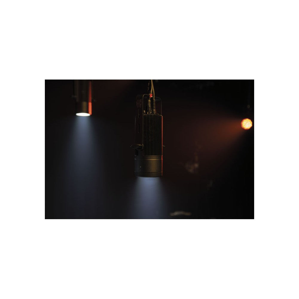 Showtec Performer Pendant 75 Q6 Fresnel de LED RGBALC de 70 W