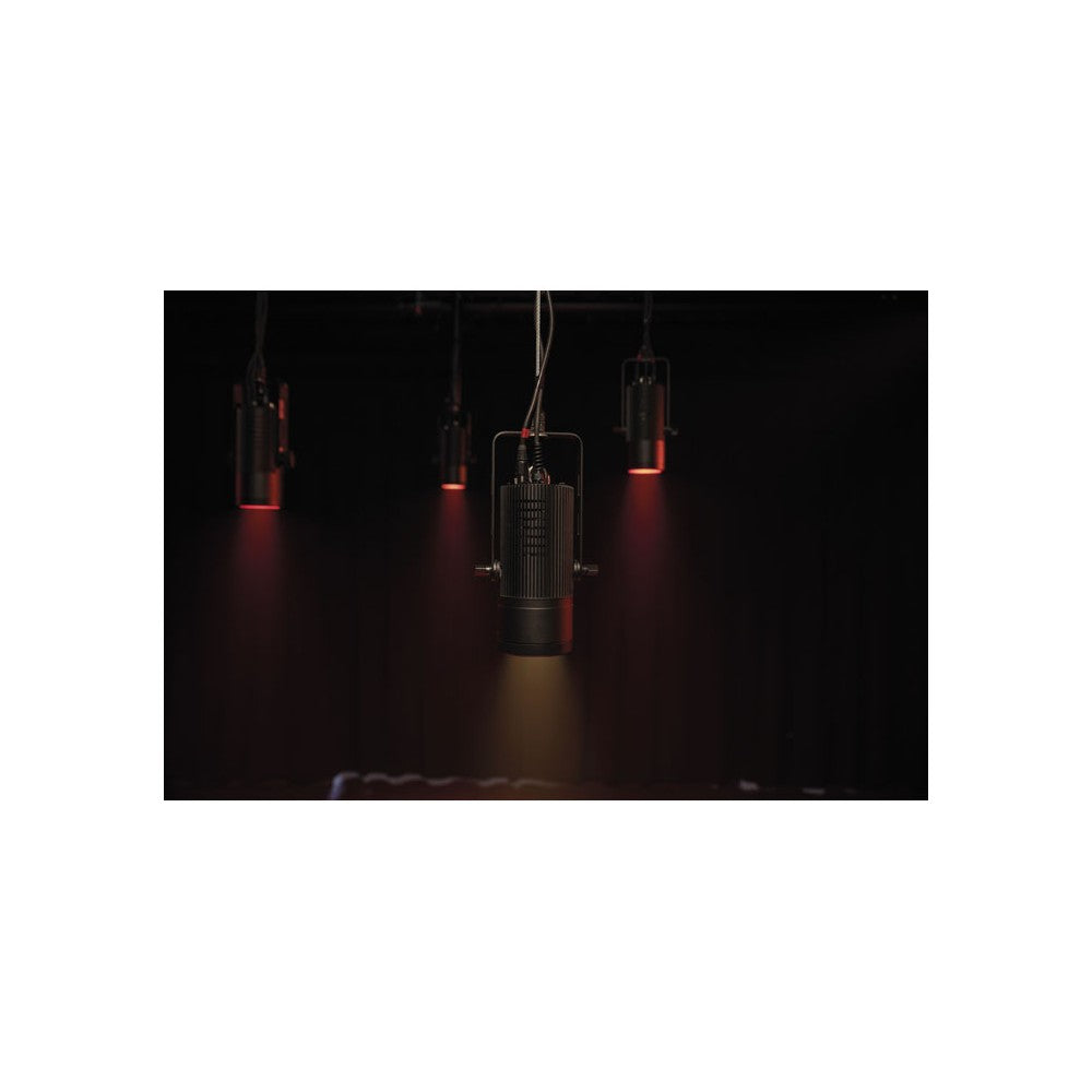 Showtec Performer Pendant 75 Q6 Fresnel de LED RGBALC de 70 W