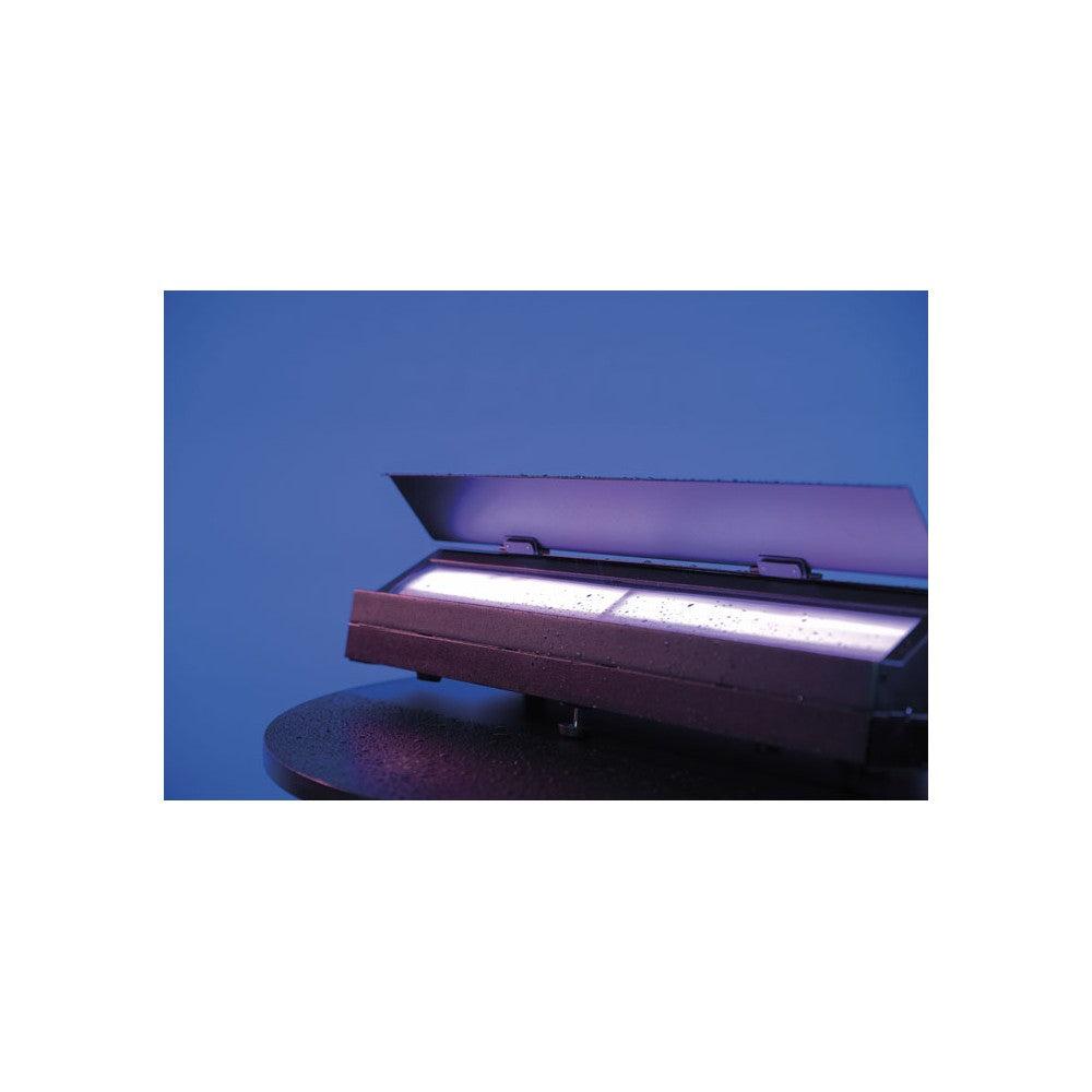 Showtec Performer Cyc Q6 Cyclorama wash for backdrops