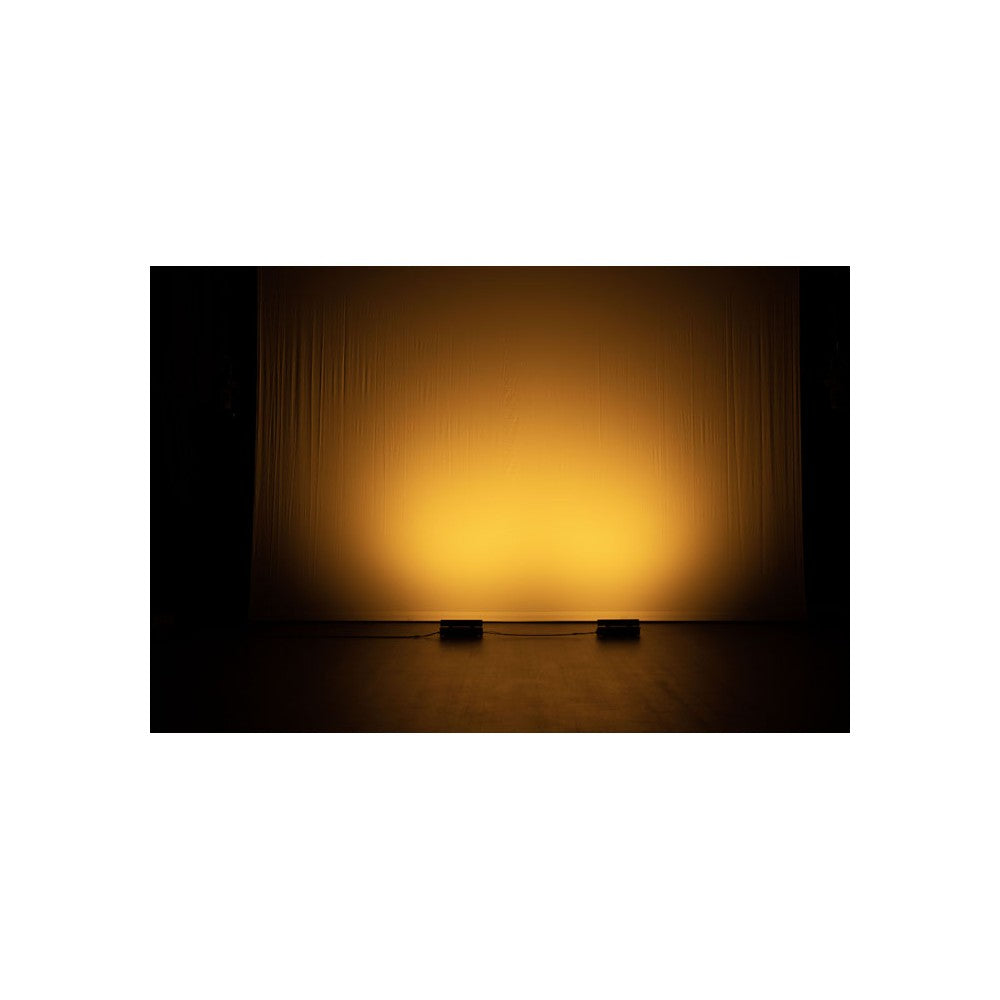 Showtec Performer Cyc Q6 Cyclorama wash for backdrops