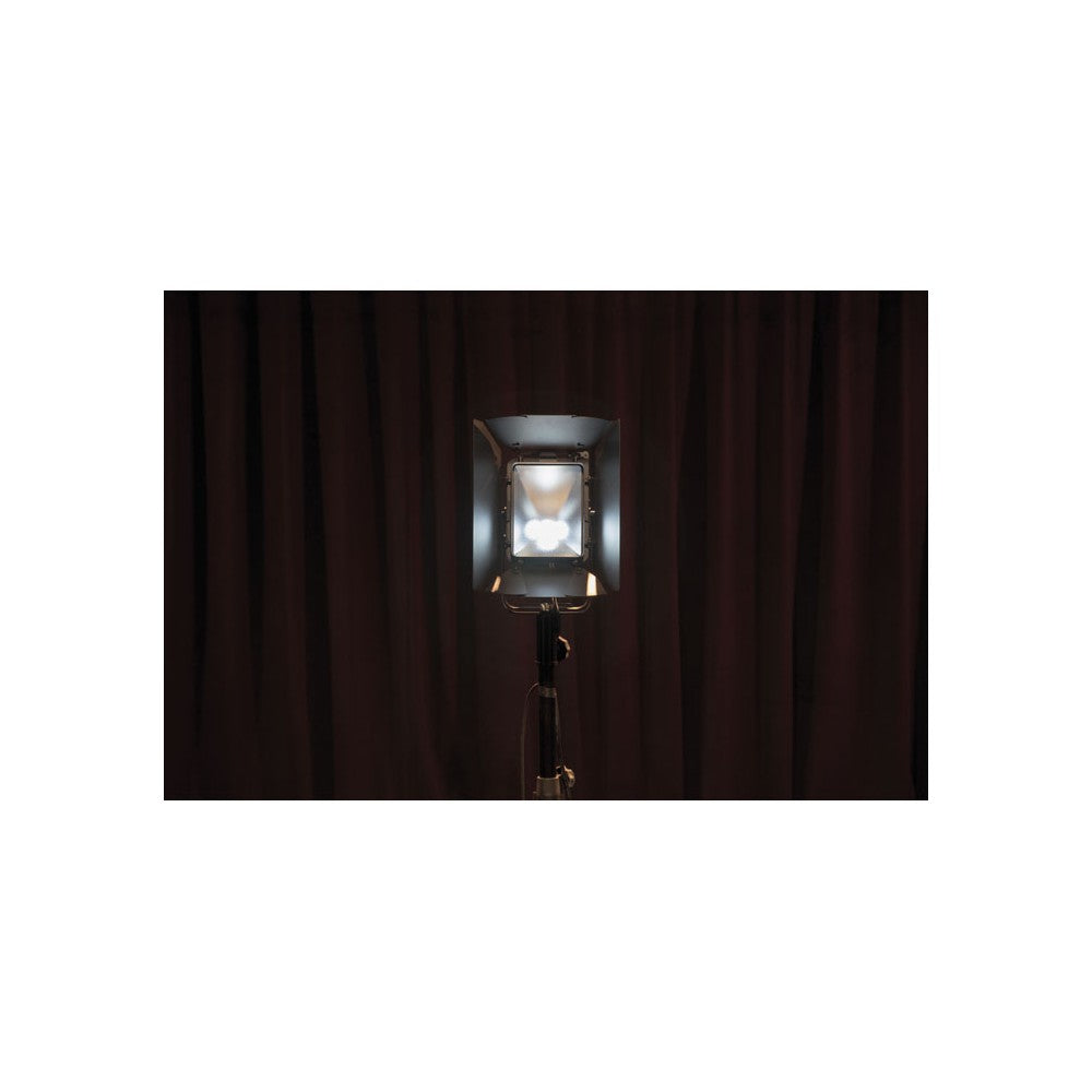 Showtec ACT Flood 100 RGBW Foco Teatral Cuádruple LED 100 W RGBW