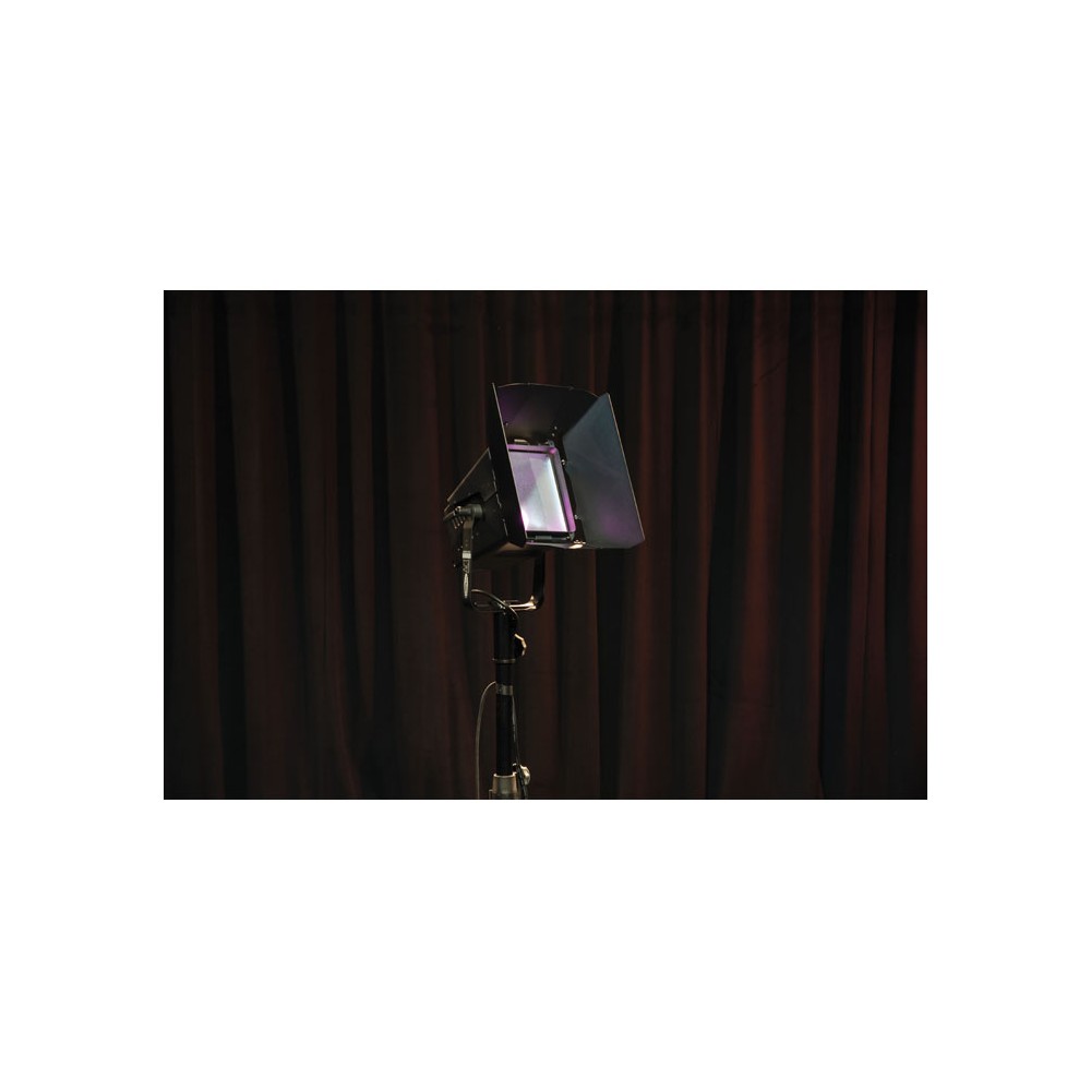 Showtec ACT Flood 100 RGBW Foco Teatral Cuádruple LED 100 W RGBW
