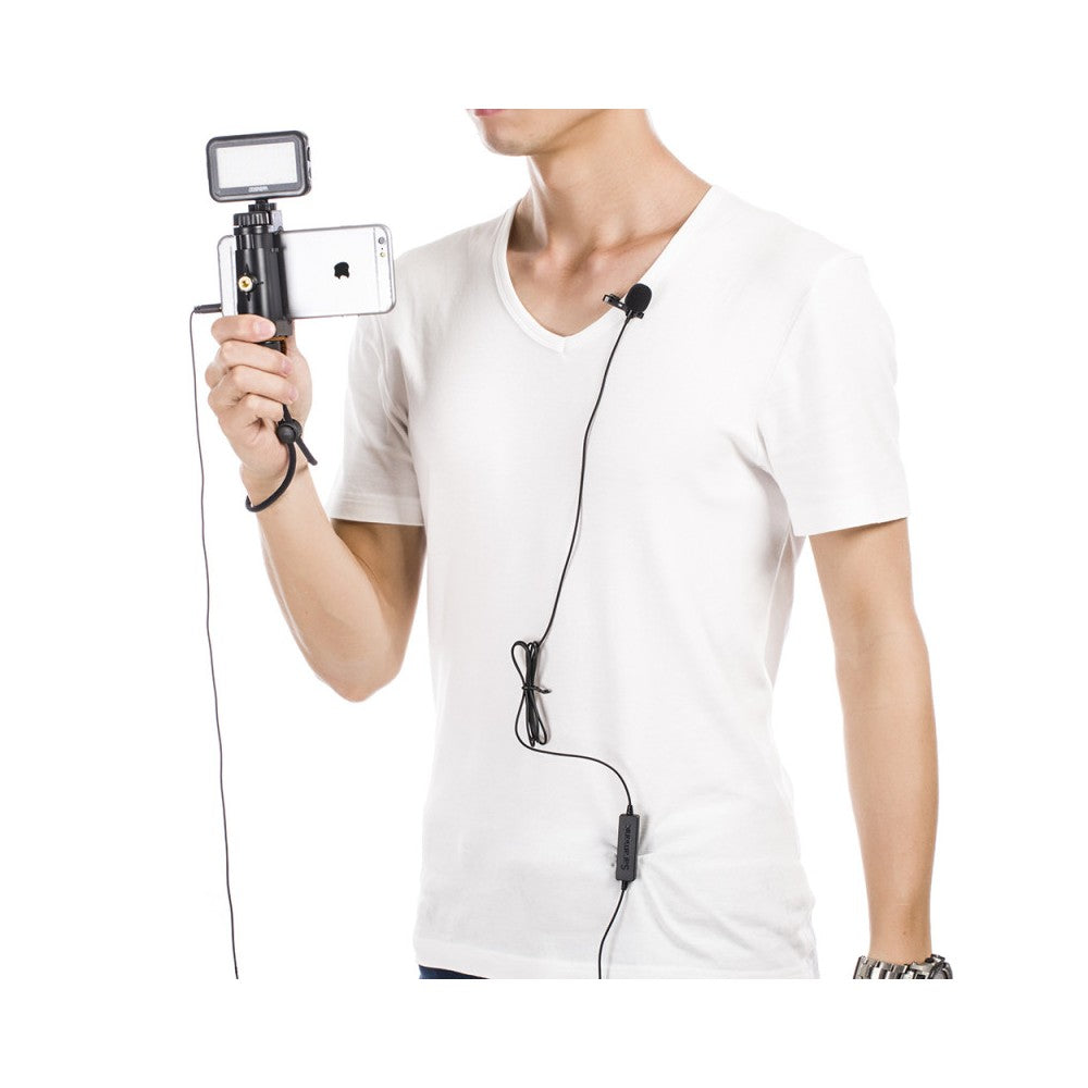 Micrófono de solapa Saramonic con conector combinado TRS/TRRS de 3,5 mm y adaptador de 6,3 mm