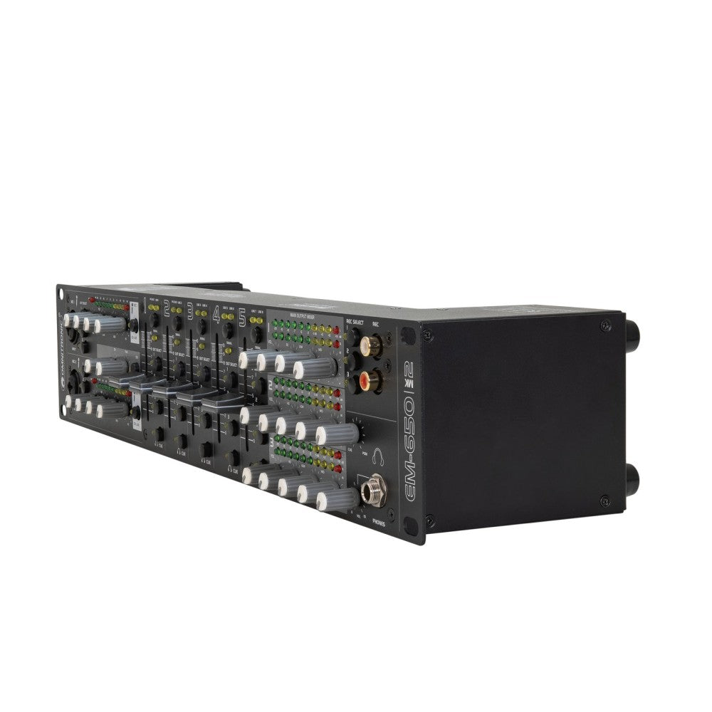 Mesa de mezclas de entretenimiento OMNITRONIC EM-650B MK2