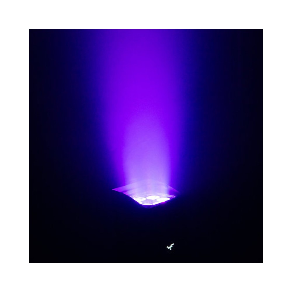 Proyector LED impermeable Evolite 6 x 15 W a batería con conexión DMX inalámbrica