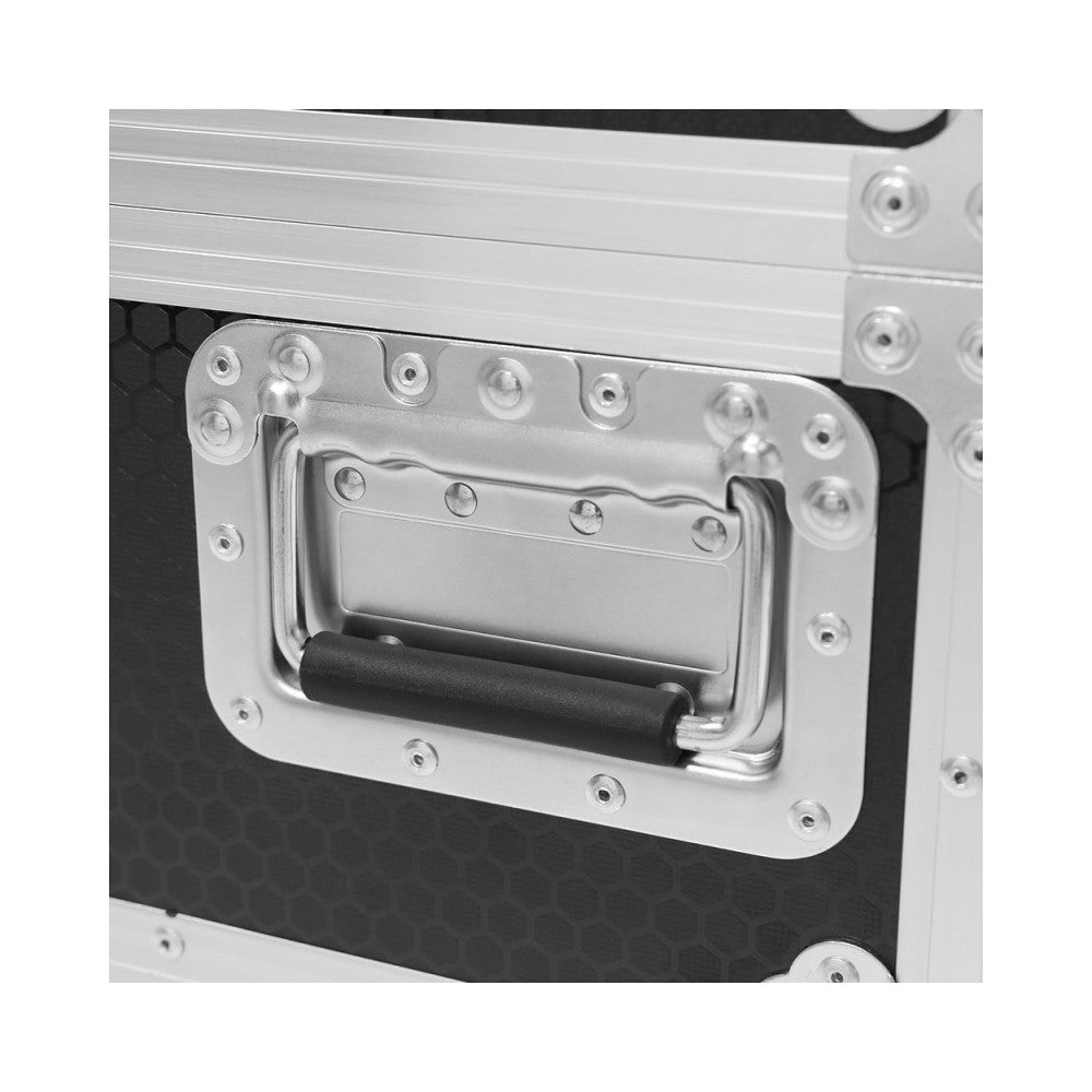 Proyector LED Evolite 12 x 12W RGBWA-UV 6 en 1, IP65, entregado en flight case de 6 unidades con cargador integrado