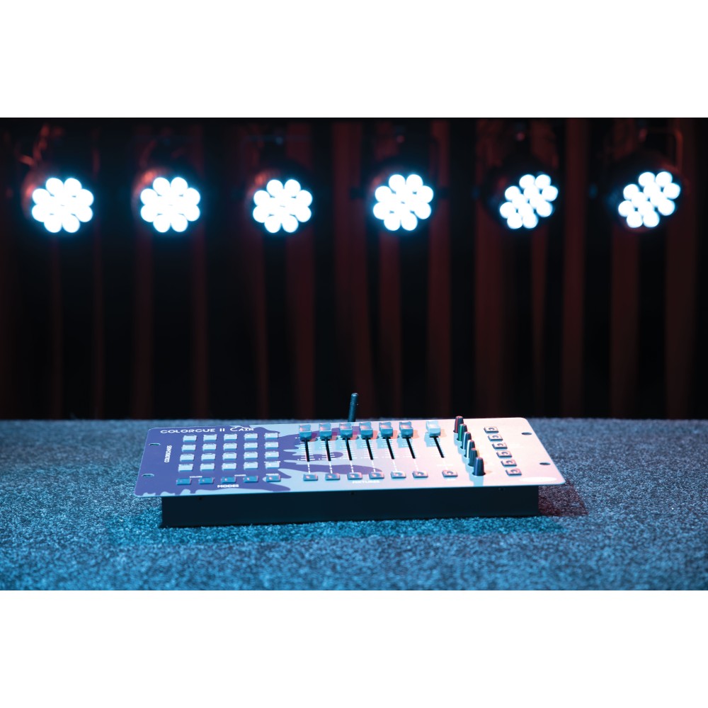 Controlador LED Showtec ColorCue 2 Air inteligente, con 6 faders y alimentado por batería, B-Stock