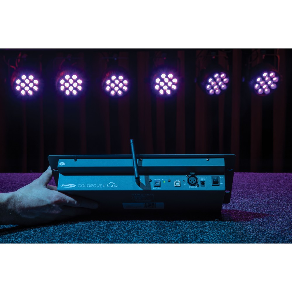 Controlador LED Showtec ColorCue 2 Air inteligente, con 6 faders y alimentado por batería, B-Stock