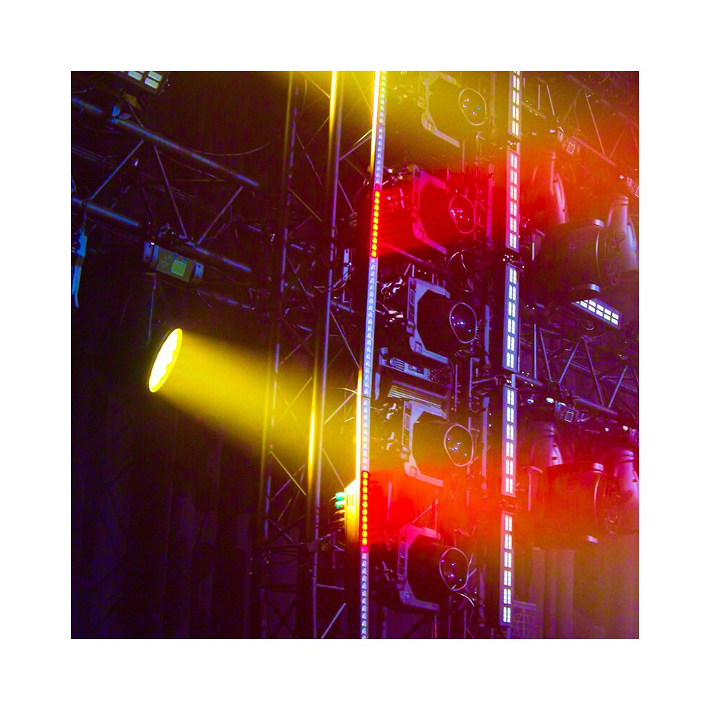Evolite PRO Motorized moving head, 19 x 40 W RGBW LED, kit of 2 pcs. in a flight case