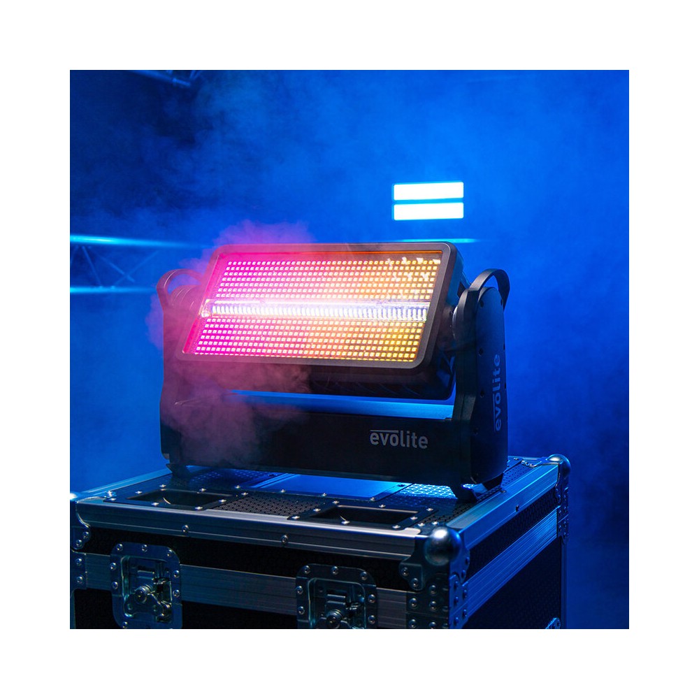 Evolite PRO Motorized Strobe and Wash IP65 hybrid floodlight for indoor and outdoor use, kit of 2 pcs. in a flight case