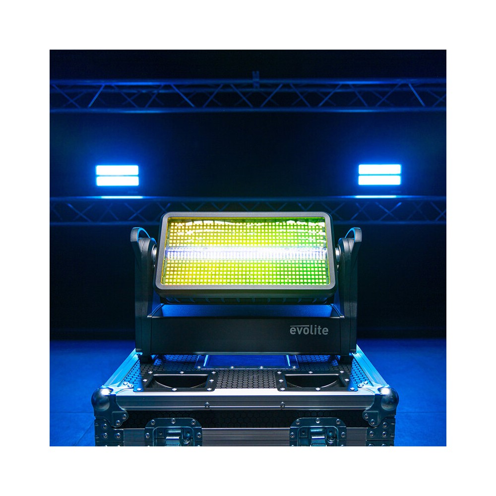 Evolite PRO Motorized Strobe and Wash IP65 hybrid floodlight for indoor and outdoor use, kit of 2 pcs. in a flight case