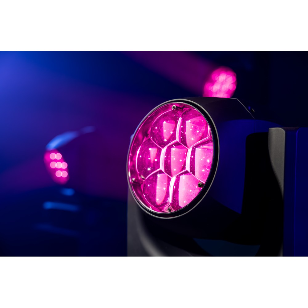 SHOWTEC Xpression 2000W - WashBeam 7x 40W LED wash/beam moving head