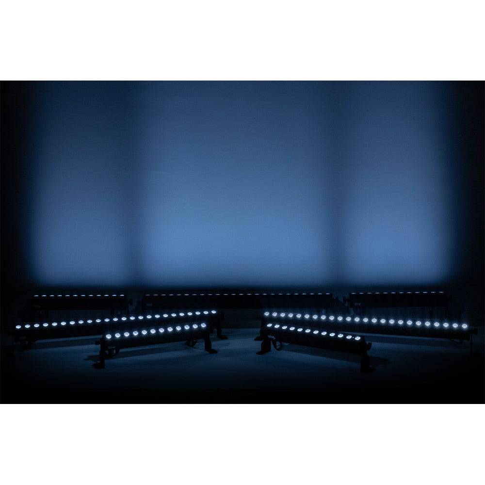 SHOWTEC Sonus Bar 8B RGBW Indoor Light Bar - Battery Powered