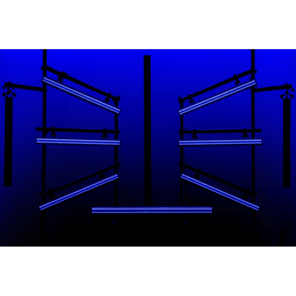 SHOWTEC Spectra Strobe LED Bar 360 x 1W white and 384 x 0.5W RGB - IP65