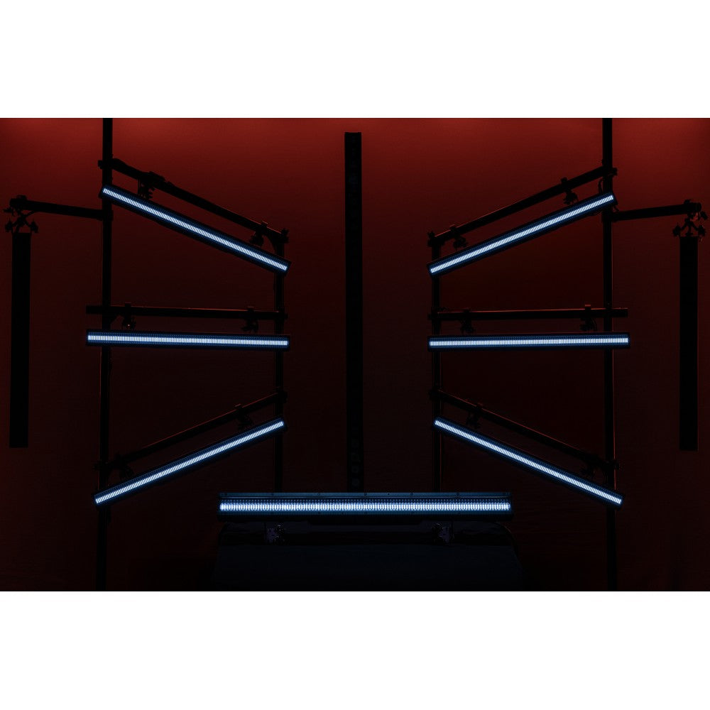 SHOWTEC Spectra Strobe LED Bar 360 x 1W white and 384 x 0.5W RGB - IP65