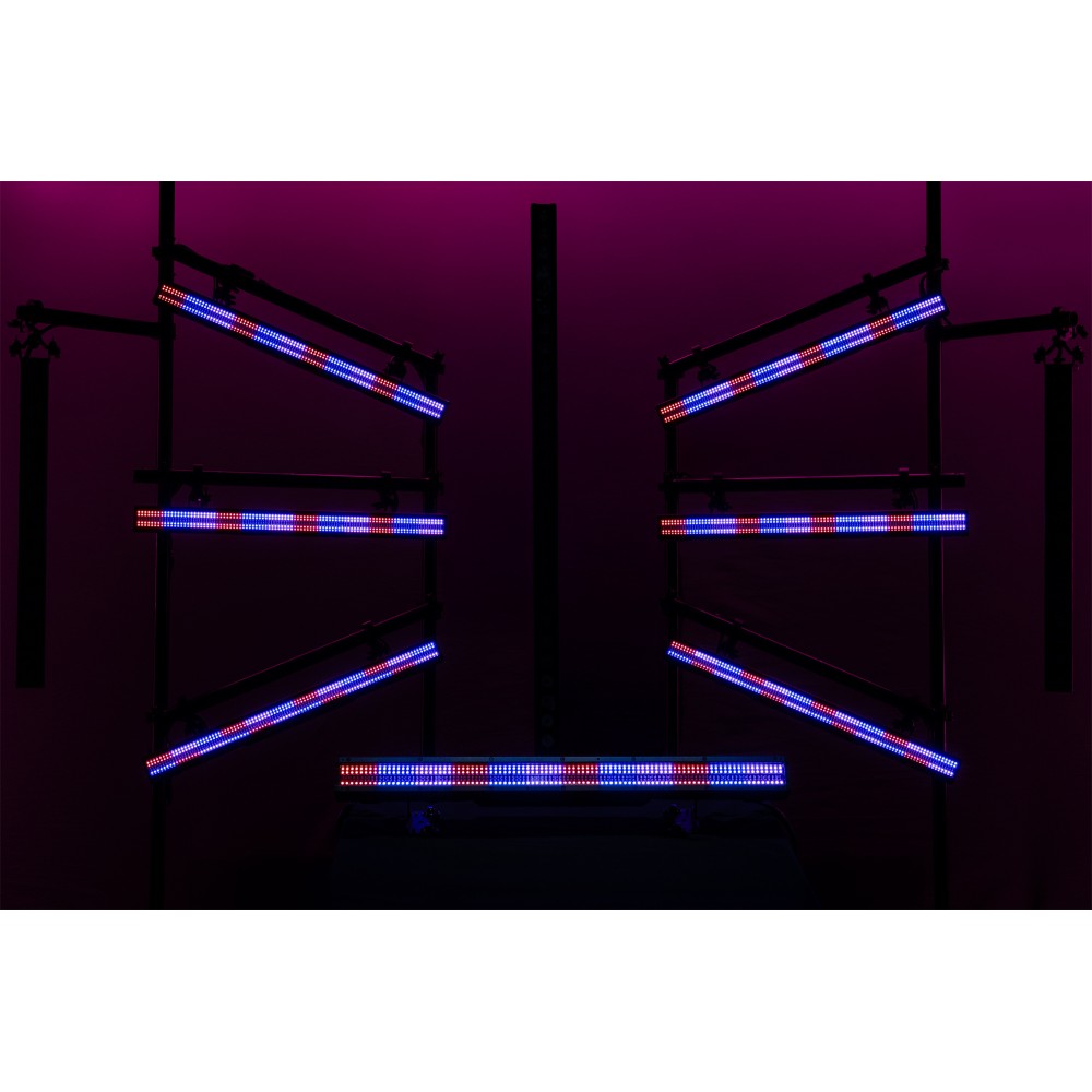 SHOWTEC Spectra Strobe LED Bar 360 x 1W white and 384 x 0.5W RGB - IP65