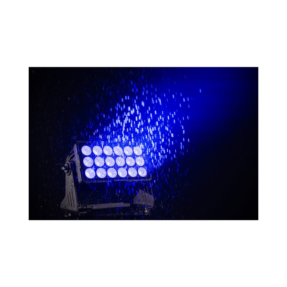 Proyector Briteq IP65 18 x 10 W RGBL ACCU + WDMX, a batería