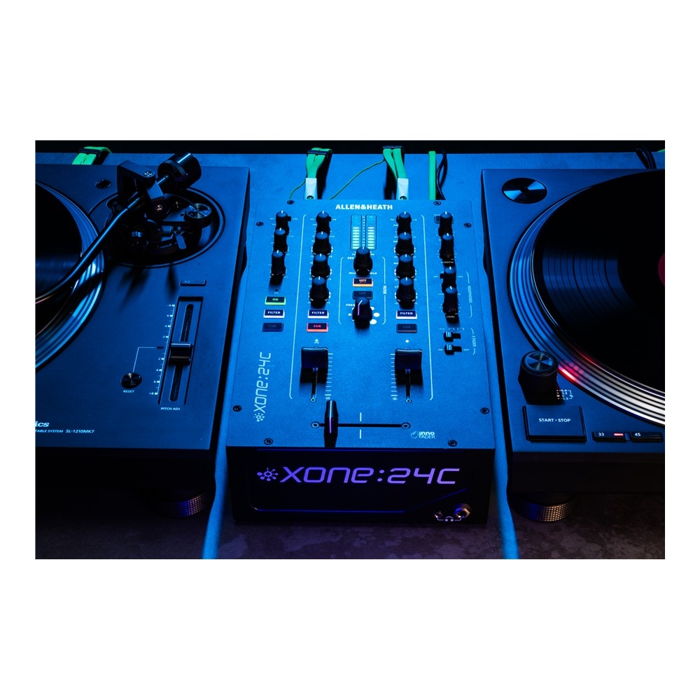 Allen & Heath Xone 24 C