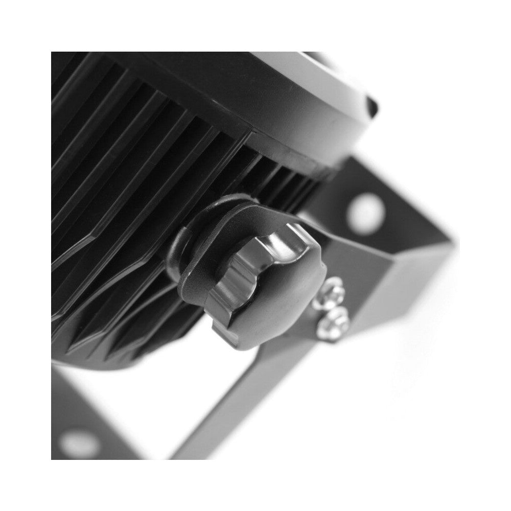 Mac Mah 12 x 12 W 6-in-1 RGBWA-UV, high brightness flat PAR LED projector