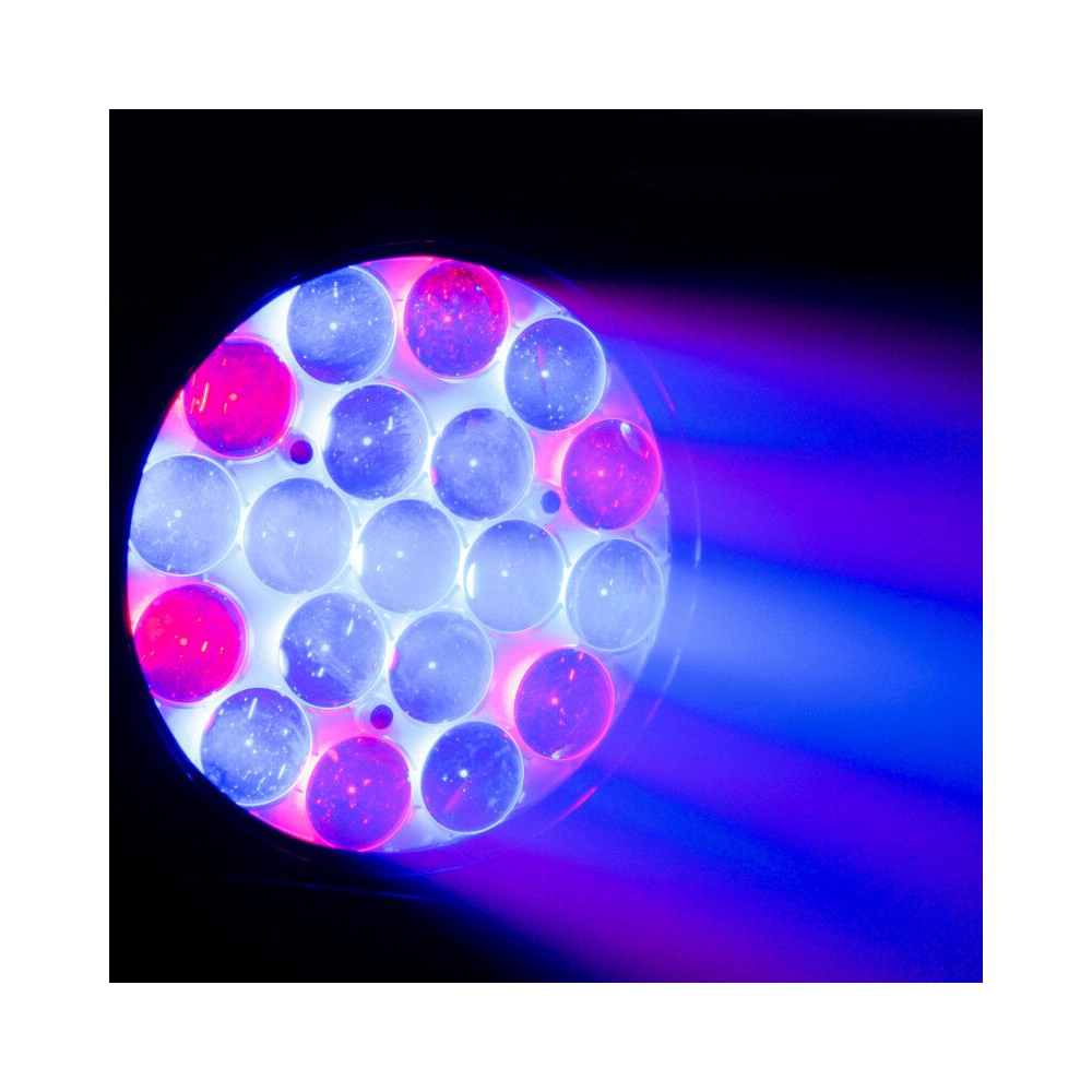 Mac Mah Pack consisting of 2 x MACWASH1915Z RGBW LED Wash moving heads with motorized zoom, delivered in flight case