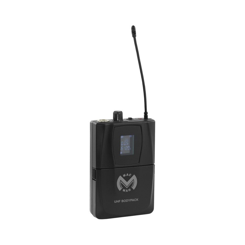 Sistema wireless Mac Mah que consiste en un micrófono de diadema y un transmisor de petaca, frecuencias de transmisión 660 - 690 MHz