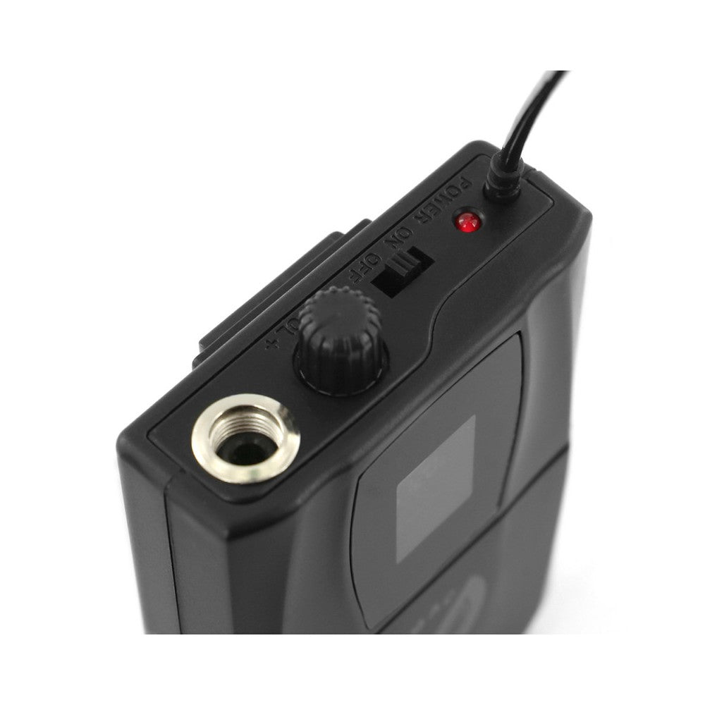 Mac Mah Wireless system consisting of a headworn microphone and a bodypack transmitter, transmission frequencies 660 - 690 MHz