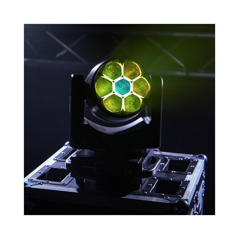 Mac Mah 7 x 40 W RGBW wash beam móvil con zoom, controlable por DMX