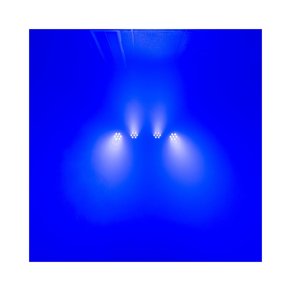 Barra LED Mac Mah con 4 focos, 7 LEDs de 8 W RGBW 4-en-1 cada uno, Strobo, control DMX