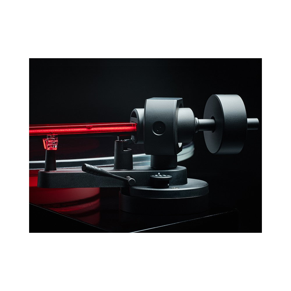 Pro-Ject AC/DC Turntable