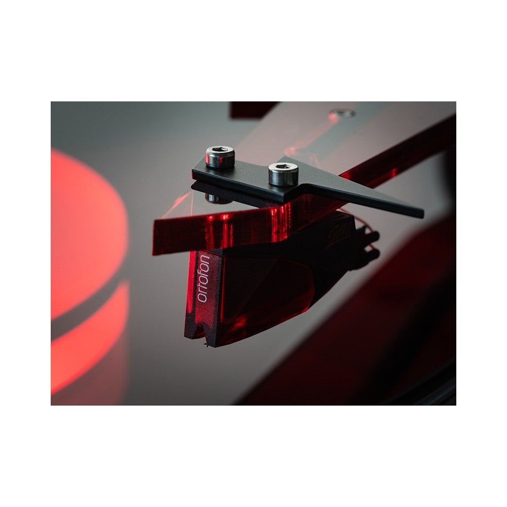 Pro-Ject AC/DC Turntable