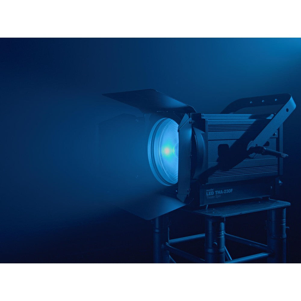 Foco de teatro EUROLITE LED THA-230F