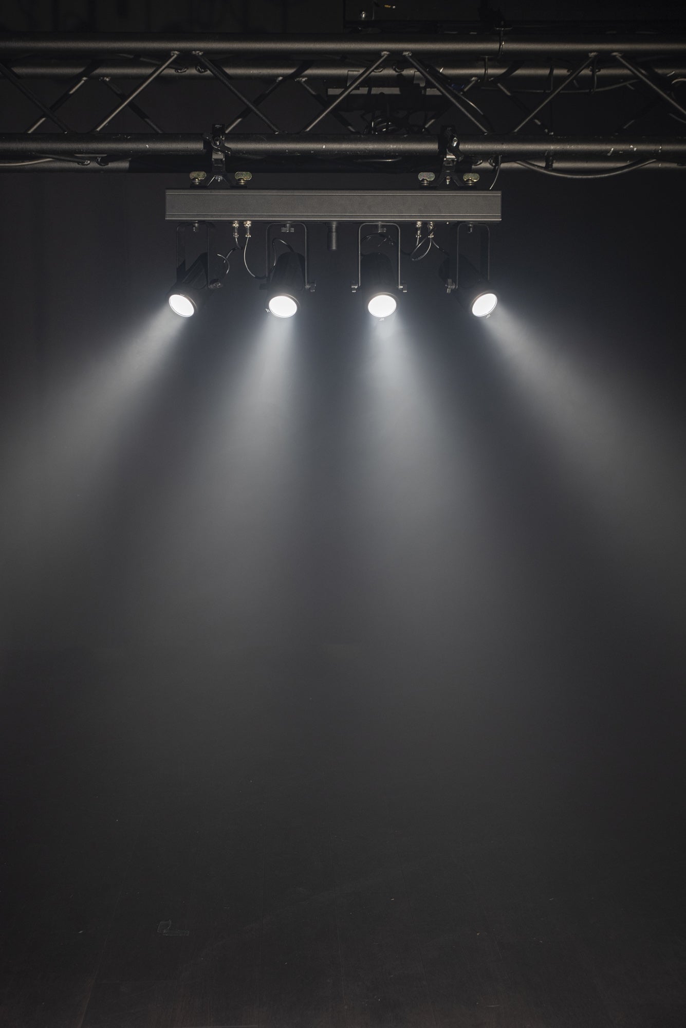 Showtec Pinspot Bar 4 WW