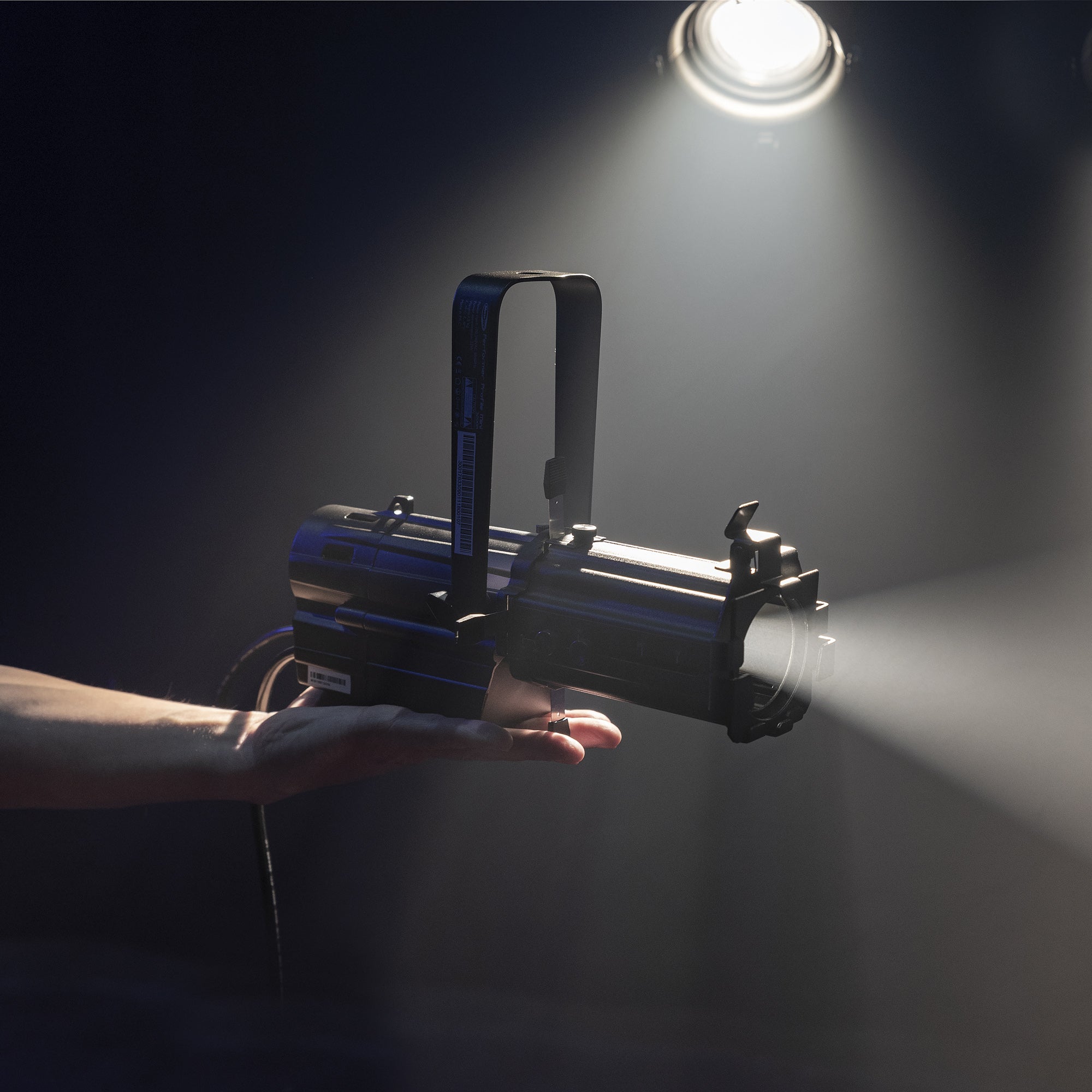 SHOWTEC Performer Profile Mini 20 W Warm White Theatre LED ellipsoidal - 3200 K Sagomatore Teatrale a LED 20 W Warm White - 3200 K
