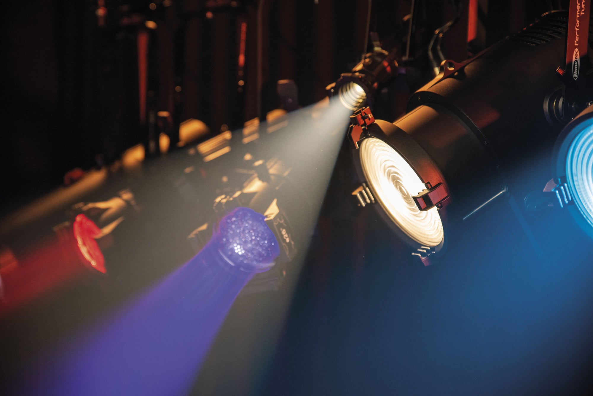 SHOWTEC Performer Profile Mini 20 W Warm White Theatre LED ellipsoidal - 3200 K Sagomatore Teatrale a LED 20 W Warm White - 3200 K