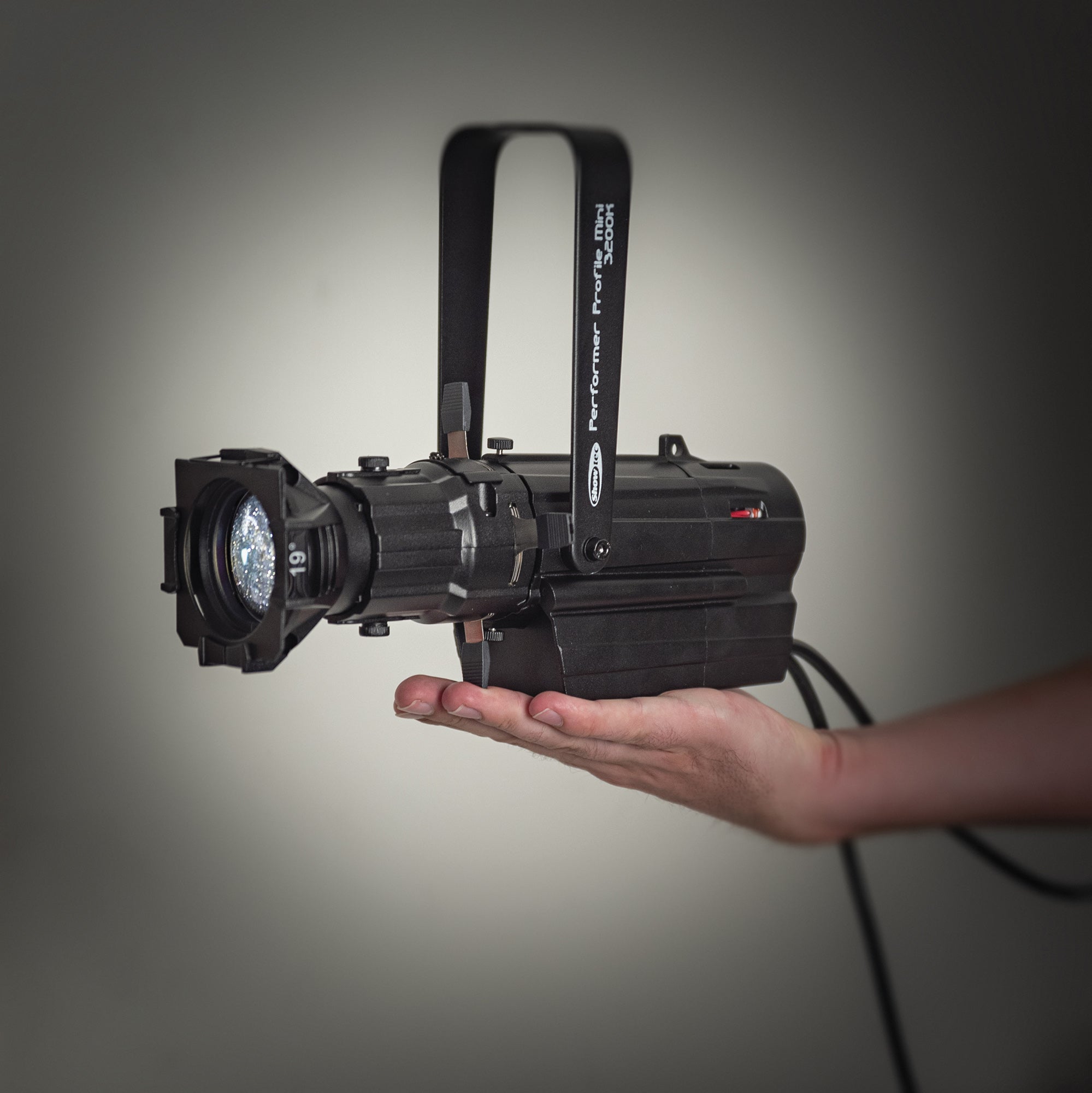SHOWTEC Performer Profile Mini 20 W Warm White Theatre LED ellipsoidal - 3200 K Sagomatore Teatrale a LED 20 W Warm White - 3200 K