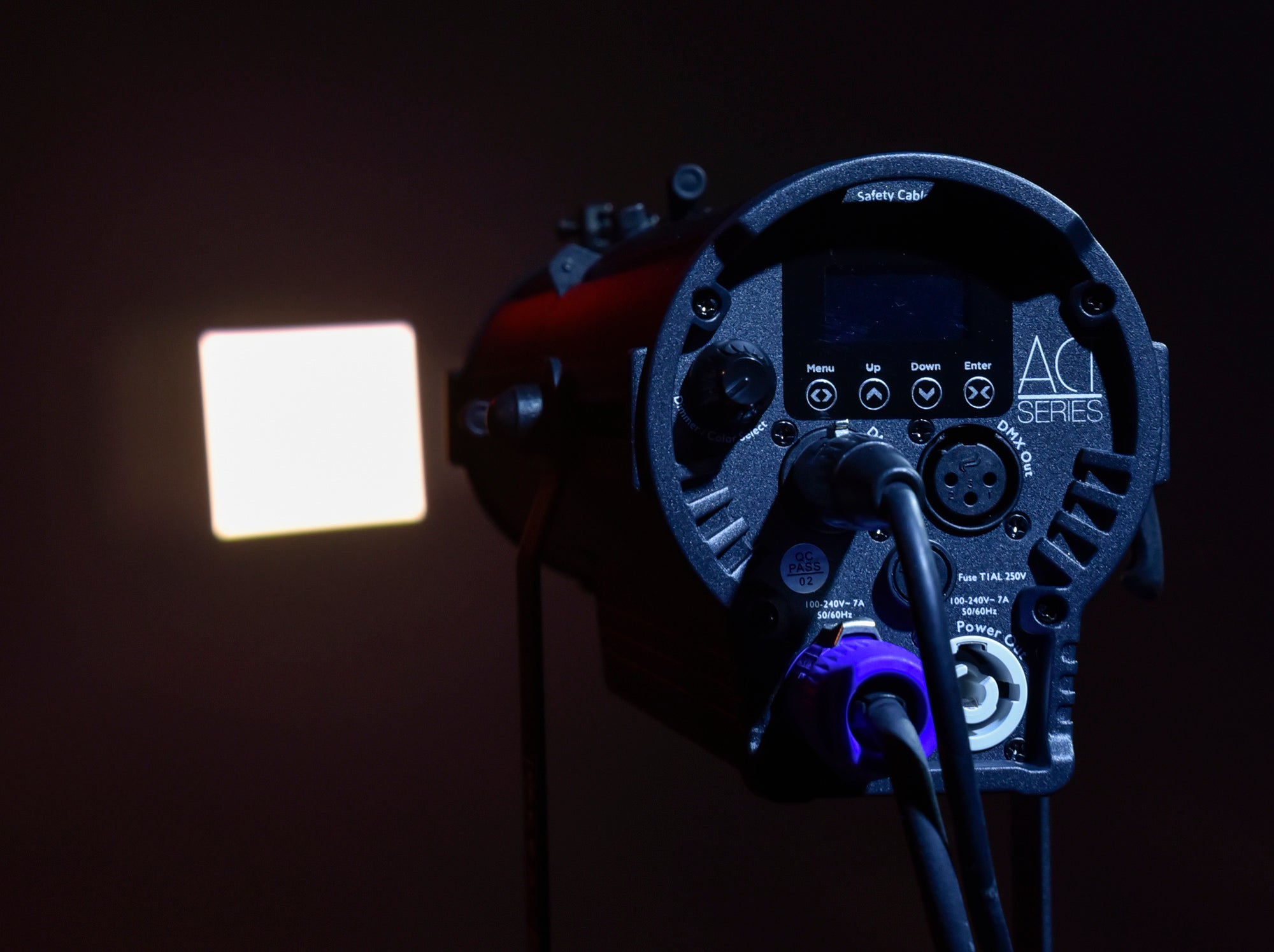 SHOWTEC ACT Profile 50 RGBAL 50 W RGBAL Theatre LED ellipsoidal Sagomatore Teatrale LED 50 W RGBAL
