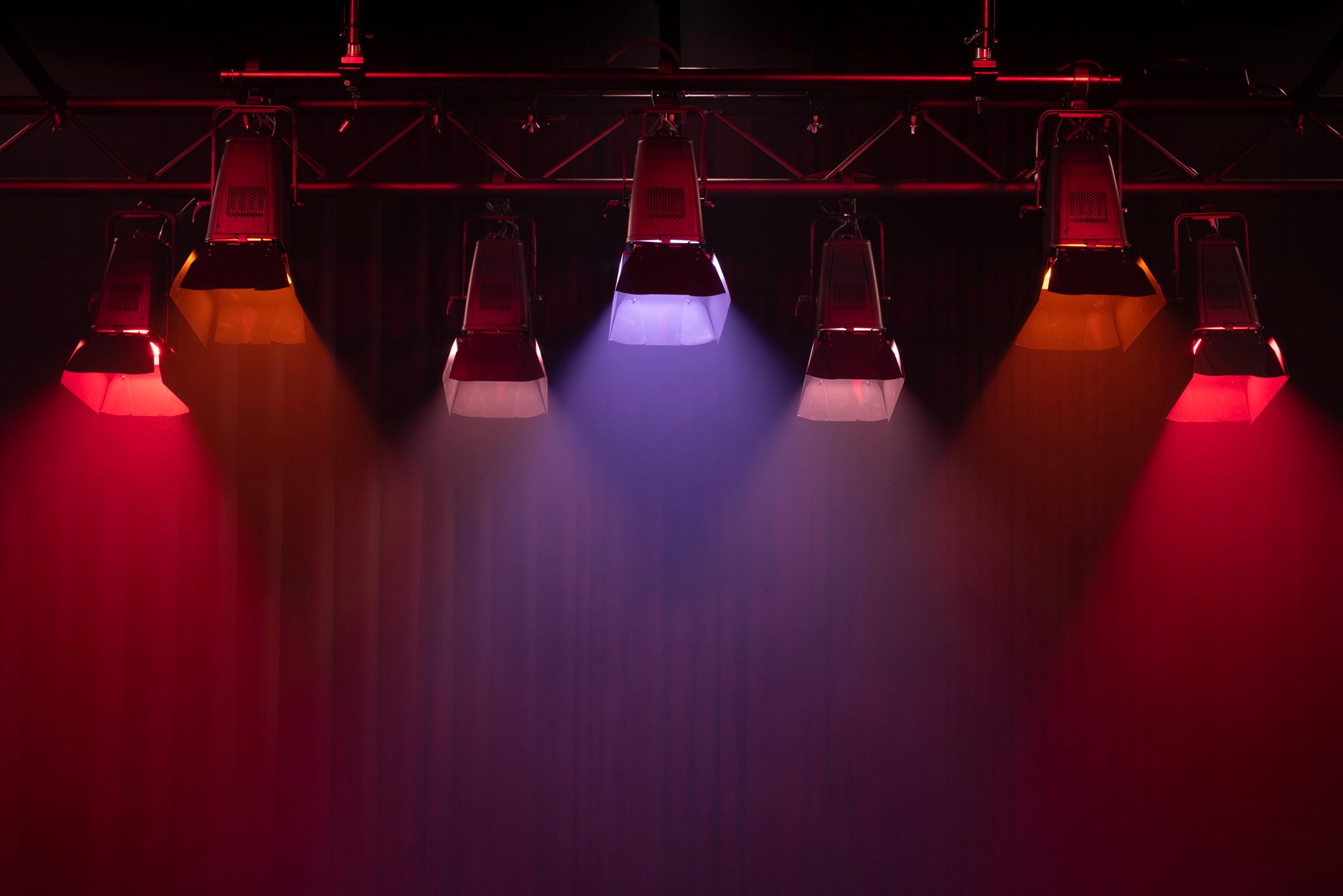 SHOWTEC ACT Flood 200 RGBAL 200 W RGBAL Theatre LED Flood Flood LED teatrale RGBAL da 200 W