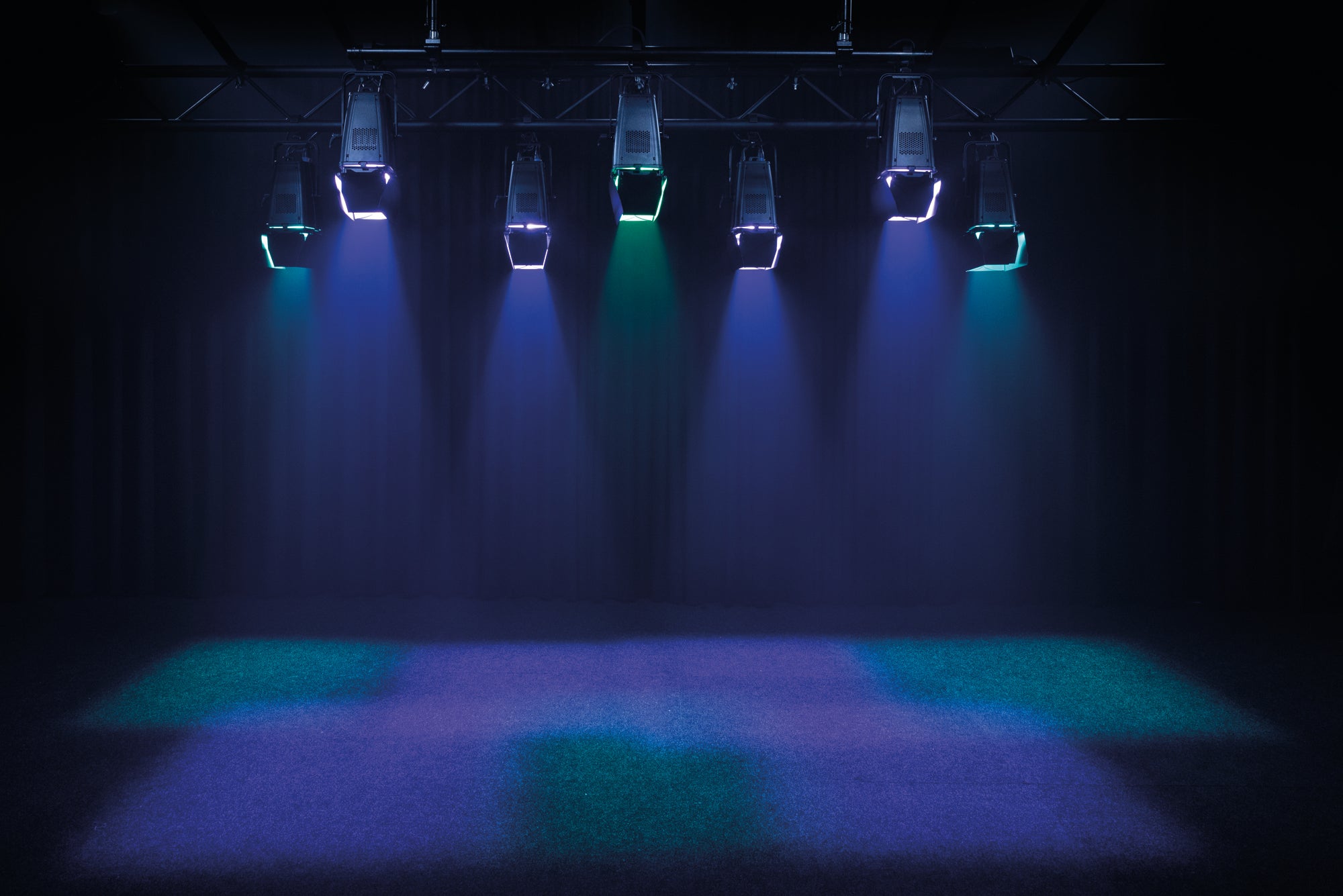 SHOWTEC ACT Flood 200 RGBAL 200 W RGBAL Theatre LED Flood Flood LED teatrale RGBAL da 200 W