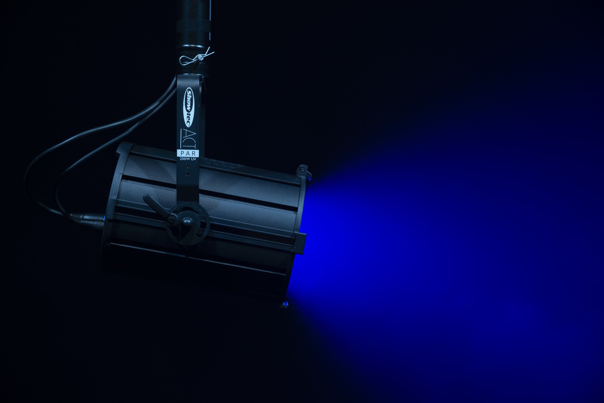 Showtec ACT Par 200W UV PAR UV de 200 W
