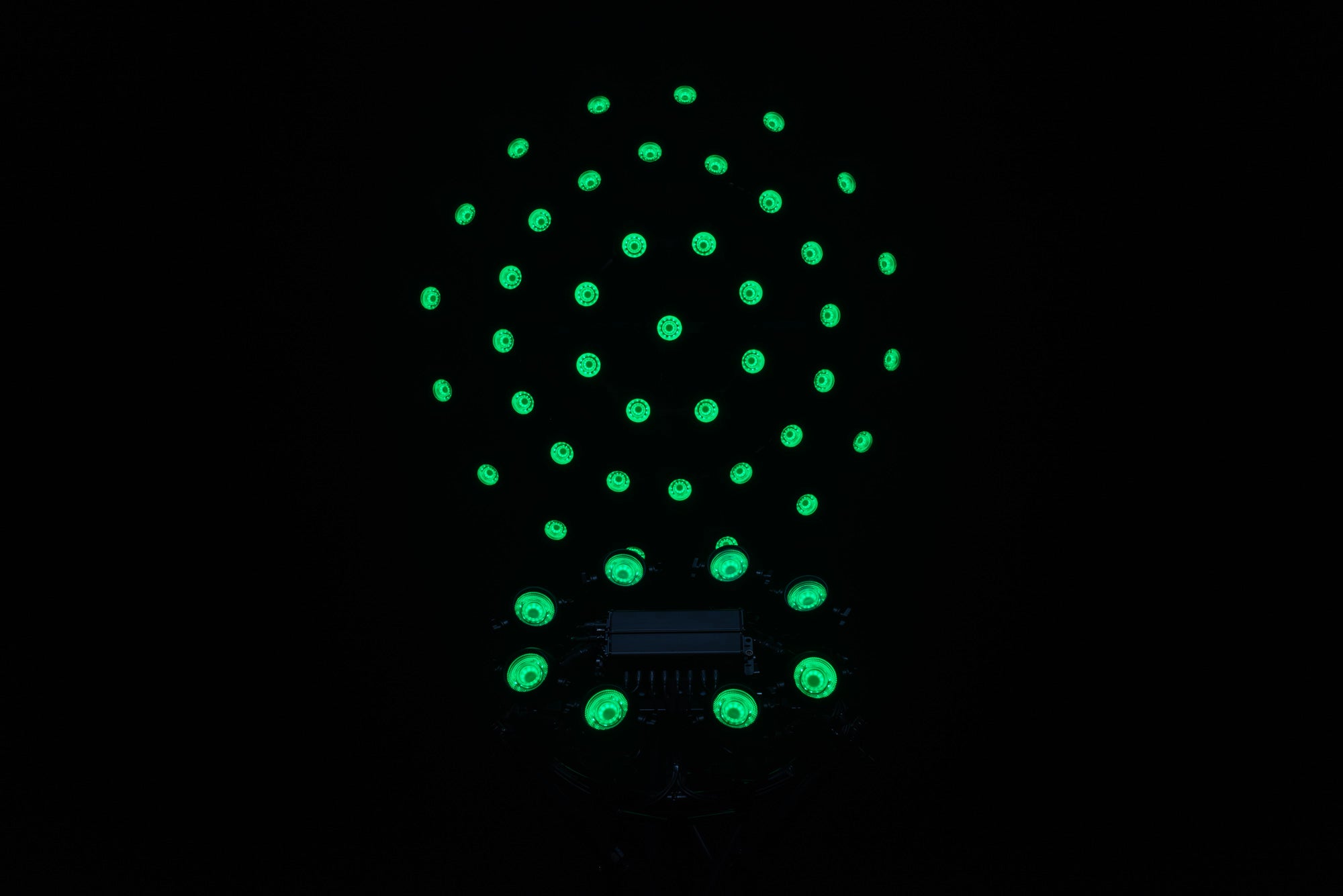 Showtec Titan Strobe FLEX FX Set di 8 strobo LED da 100 W + controller