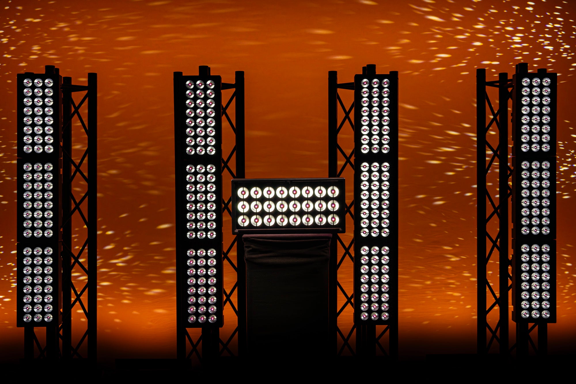 Showtec Titan Matrix FX 24x 40 W + 24x 6 W RGBW Luce a matrice LED