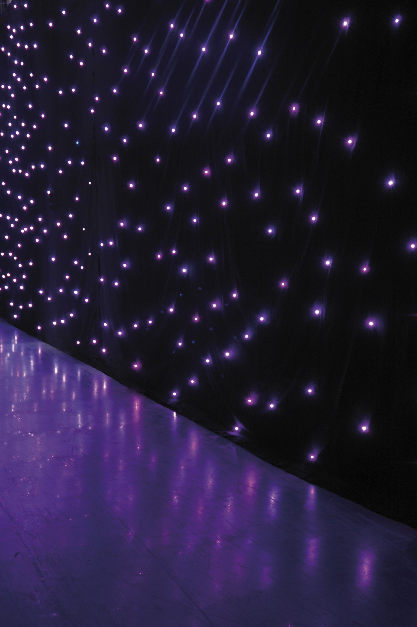 SHOWTEC Star Dream 6 x 3 m - 128 RGB LEDs - incl. Controller 6 x 3 m - 128 LED RGB - incluso controller