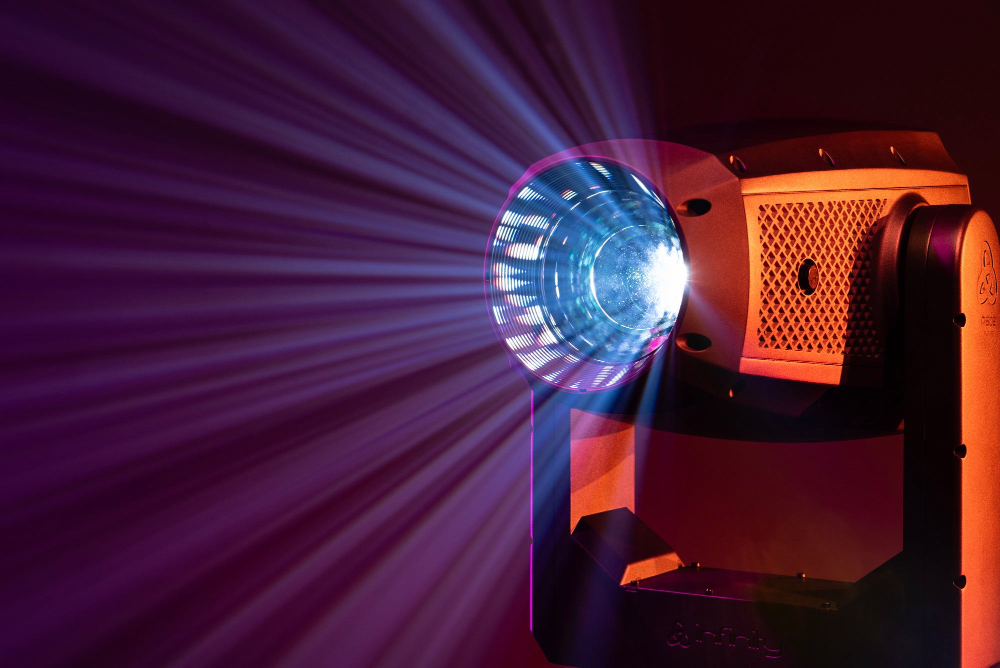 INFINITY Furion P602 Profile Testa mobile Profile 600 W - IP65